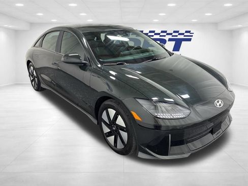 Used 2024 Hyundai Ioniq 6 SE image 3