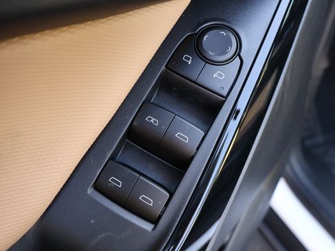 New 2026 Chevrolet Equinox ACTIV w/ Convenience Package III image 8