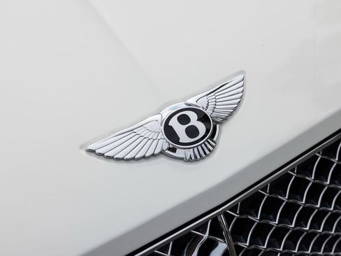 Used 2021 Bentley Continental GT V8 AWD/4WD image 20