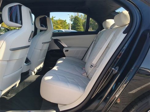 Certified 2024 BMW 740i image 15