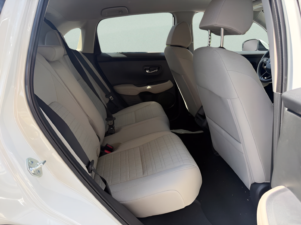 New 2027 Honda HR-V LX image 12