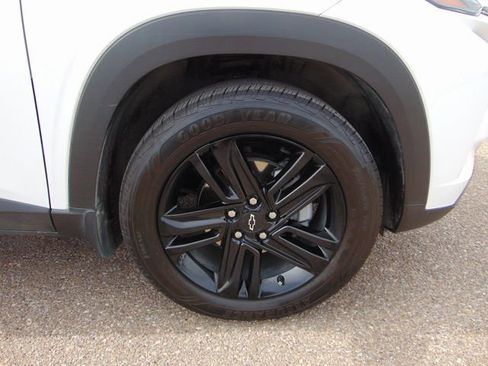 Used 2025 Chevrolet Trax ACTIV w/ Driver Confidence Package FWD image 27
