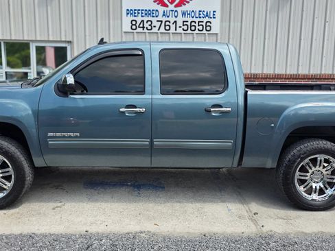 Used 2010 GMC Sierra 1500 SLE w/ Power Pack Plus AWD/4WD image 3