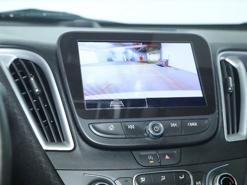 Used 2024 Chevrolet Malibu LT image 29