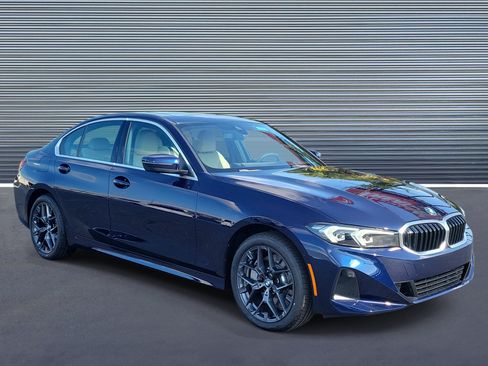New 2026 BMW 330i Sedan w/ Premium Package RWD image 2