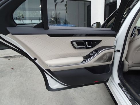 Used 2022 Mercedes-Benz S 580 4MATIC Sedan image 15