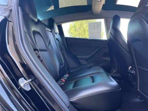 Used 2019 Tesla Model 3 Long Range AWD/4WD image 23