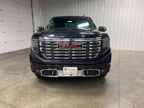 Used 2023 GMC Sierra 1500 Denali w/ Denali Reserve Package image 3
