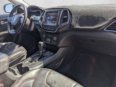 Used 2020 Jeep Cherokee Trailhawk w/ Cold Weather Group AWD/4WD image 21