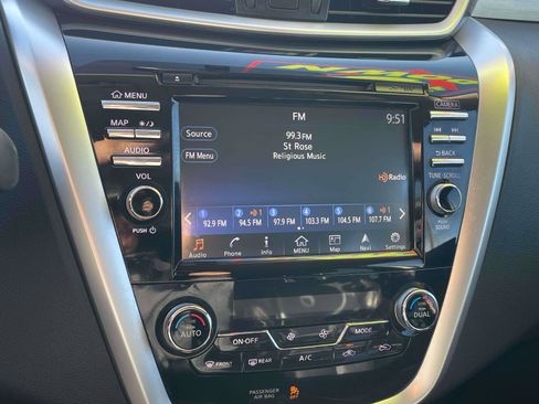 Used 2017 Nissan Murano SL w/ Cargo Package image 8