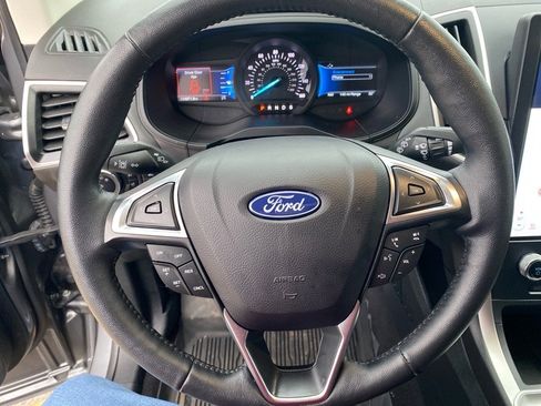 Used 2024 Ford Edge SEL w/ Convenience Package image 10