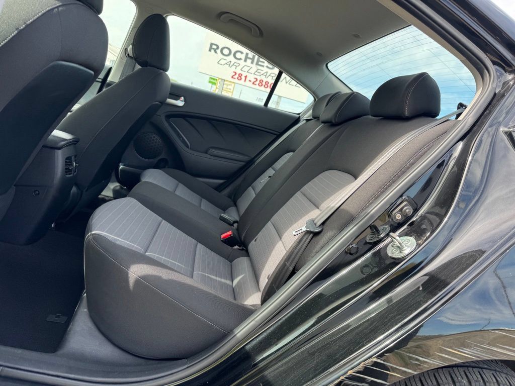 Used 2014 Kia Forte LX FWD image 7
