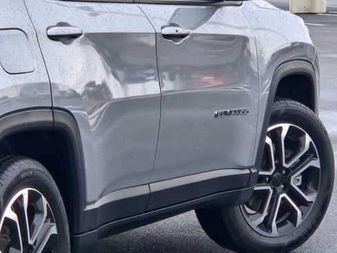 Used 2022 Jeep Compass Limited w/ Sun and Sound Group image 13