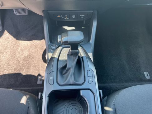 Used 2026 Kia K4 FWD image 40
