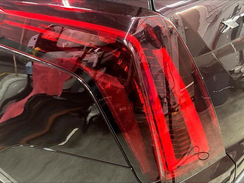 Used 2021 Cadillac XT5 Premium Luxury AWD/4WD image 23