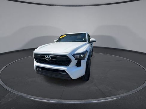 Used 2024 Toyota Tacoma TRD Off-Road image 5