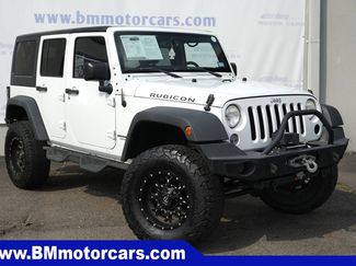 Used 2015 Jeep Wrangler Unlimited Rubicon w/ Connectivity Group AWD/4WD video 1