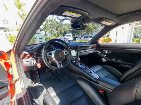 Used 2016 Porsche 911 4 Coupe AWD/4WD image 3