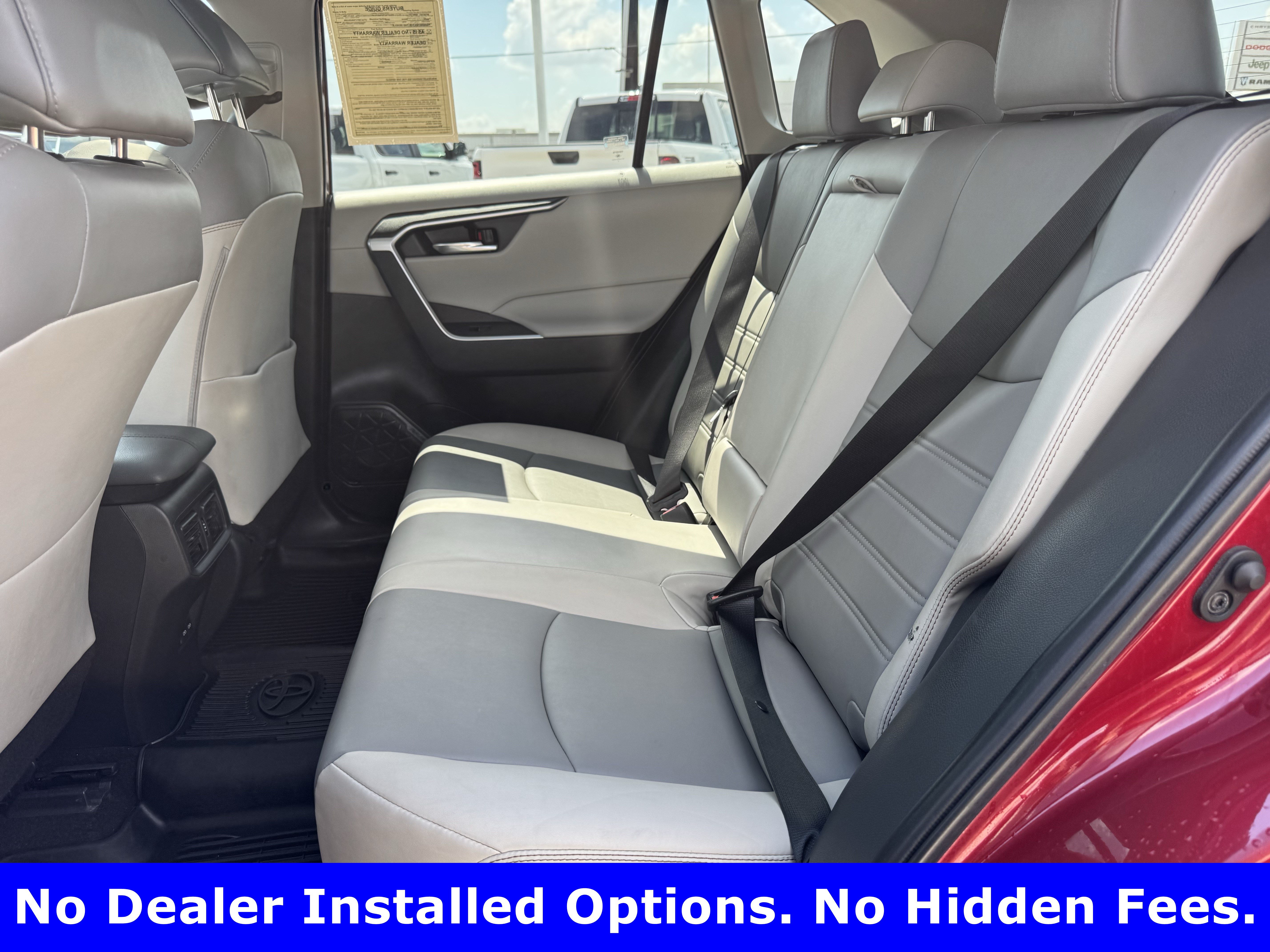 Used 2022 Toyota RAV4 XLE Premium AWD/4WD image 24