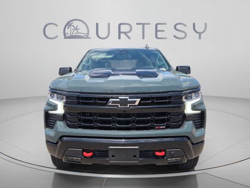 Used 2025 Chevrolet Silverado 1500 LT Trail Boss w/ Convenience Package II AWD/4WD image 8