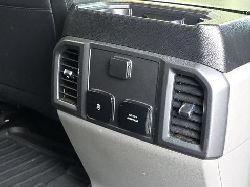 Used 2017 Ford F150 XLT w/ Equipment Group 302A Luxury RWD image 16