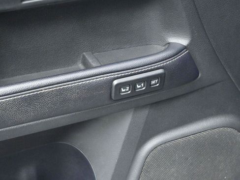 Used 2018 Toyota 4Runner Limited AWD/4WD image 14