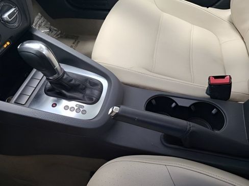 Used 2012 Volkswagen Jetta SE FWD image 28