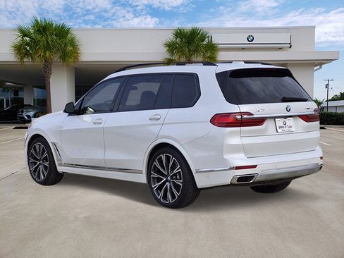 Certified 2022 BMW X7 xDrive40i w/ Premium Package image 6