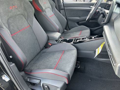 New 2026 Volkswagen GTI SE FWD image 7