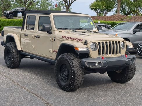 Used 2020 Jeep Gladiator Rubicon AWD/4WD image 2