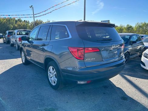 Used 2018 Honda Pilot LX image 4