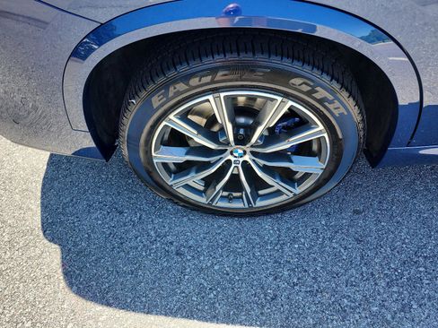 Used 2023 BMW X5 M50i w/ Climate Comfort Package AWD/4WD image 6