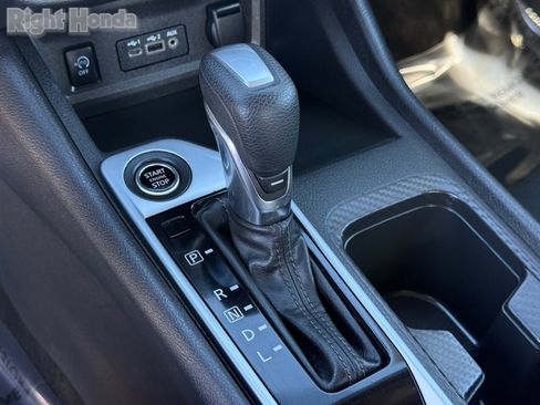 Used 2024 Nissan Sentra SV image 23