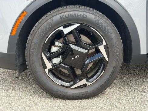 Certified 2026 Kia Sportage EX image 24
