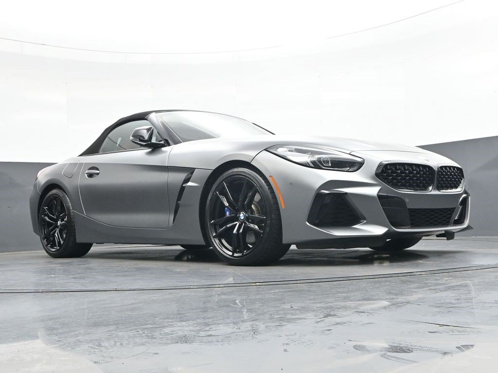Used 2021 BMW Z4 M40i w/ Executive Package RWD image 27