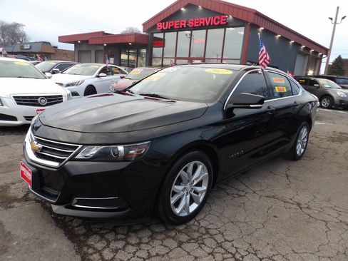 Used 2017 Chevrolet Impala LT image 1