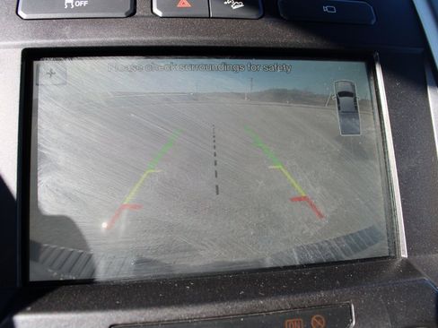 Used 2017 Ford F250 Lariat w/ Lariat Value Package image 8