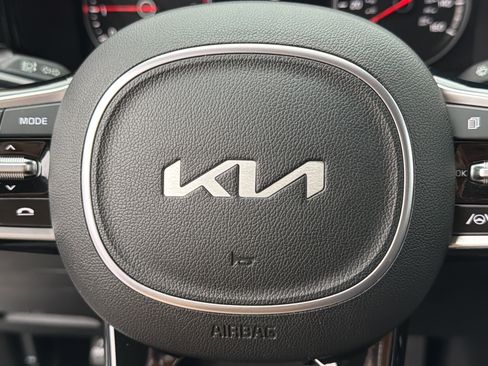 Used 2023 Kia Sorento S w/ Panoramic Sunroof Package image 25