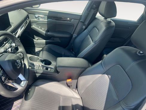 Used 2024 Honda Civic Sport Touring image 9