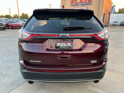 Used 2017 Ford Edge SEL w/ Equipment Group 201A image 6