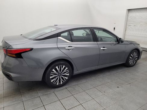 Used 2023 Nissan Altima 2.5 SV image 10
