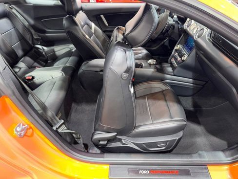 Used 2020 Ford Mustang Shelby GT500 w/ Technology Package image 61