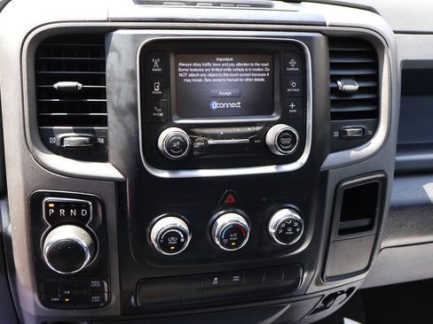 Used 2017 RAM 1500 Express w/ Express Value Package AWD/4WD image 29