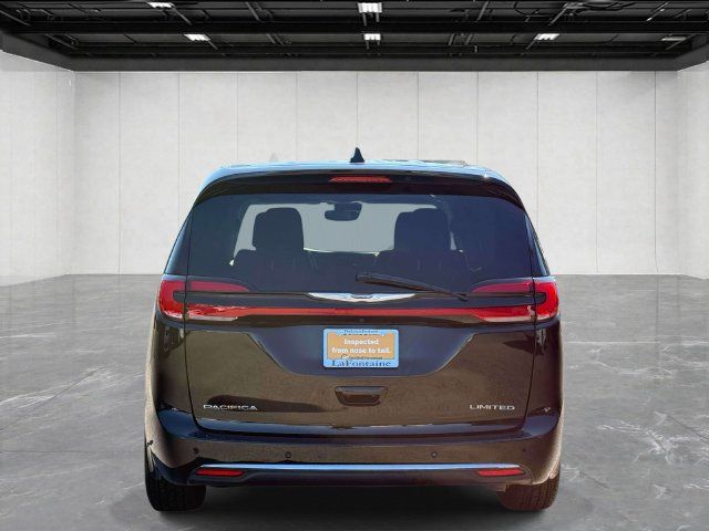 Certified 2024 Chrysler Pacifica Limited FWD image 6