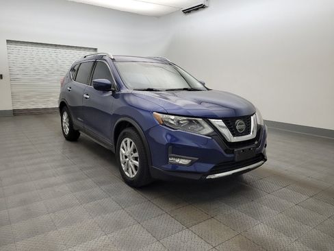 Used 2018 Nissan Rogue SV FWD image 13