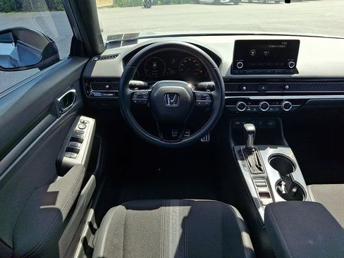 Used 2025 Honda Civic Sport image 11