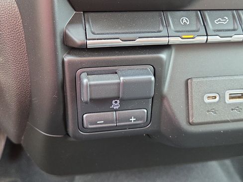 Used 2020 Chevrolet Silverado 1500 RST w/ All-Star Edition image 25