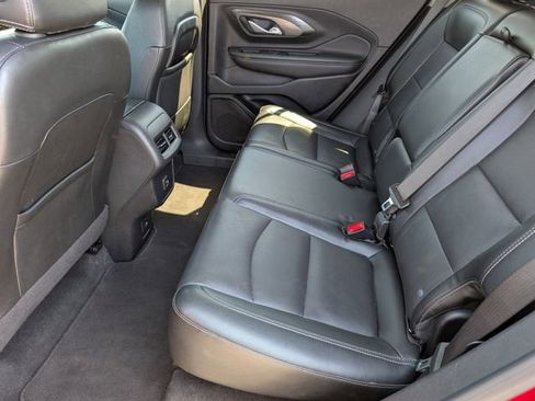 Used 2023 GMC Terrain SLT w/ Tech Package image 28