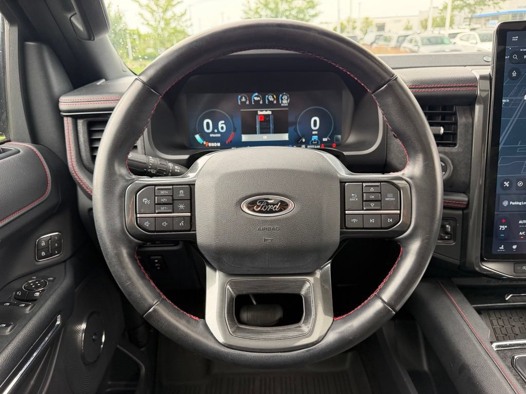 Used 2022 Ford Expedition Limited AWD/4WD image 17