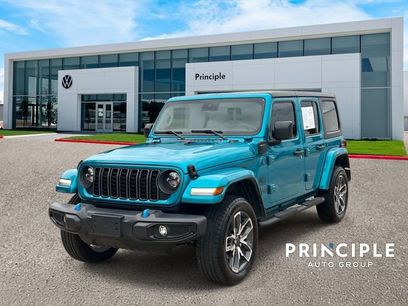 Used 2024 Jeep Wrangler Unlimited w/ Convenience Group
